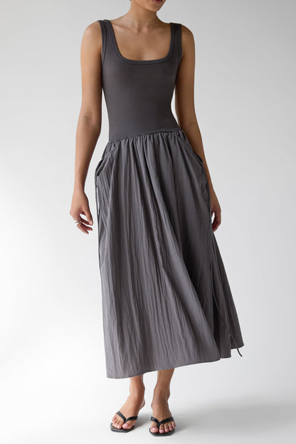 STRING POCKET MAXI DRESS
