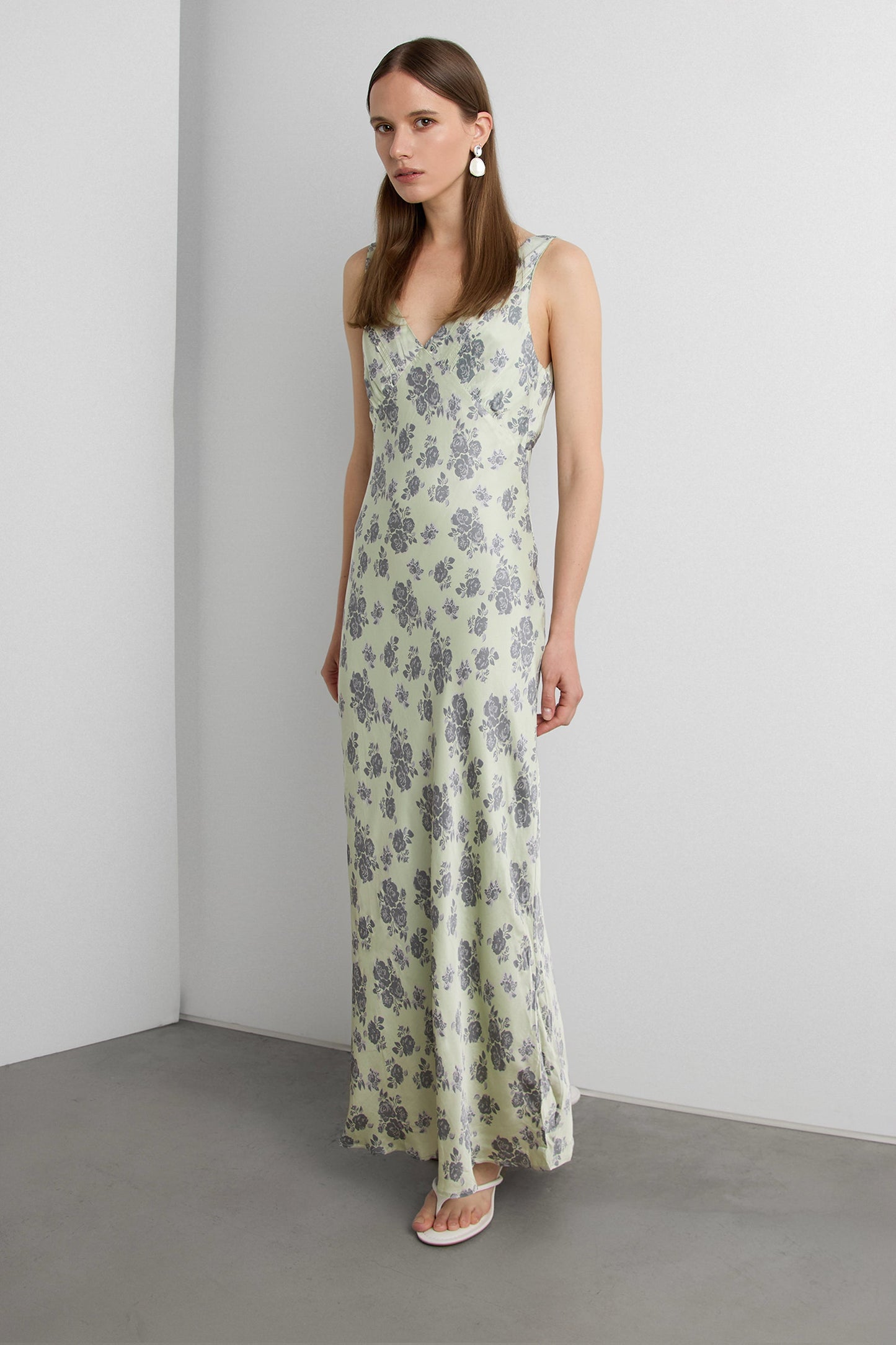 VINTAGE FLORAL MAXI DRESS