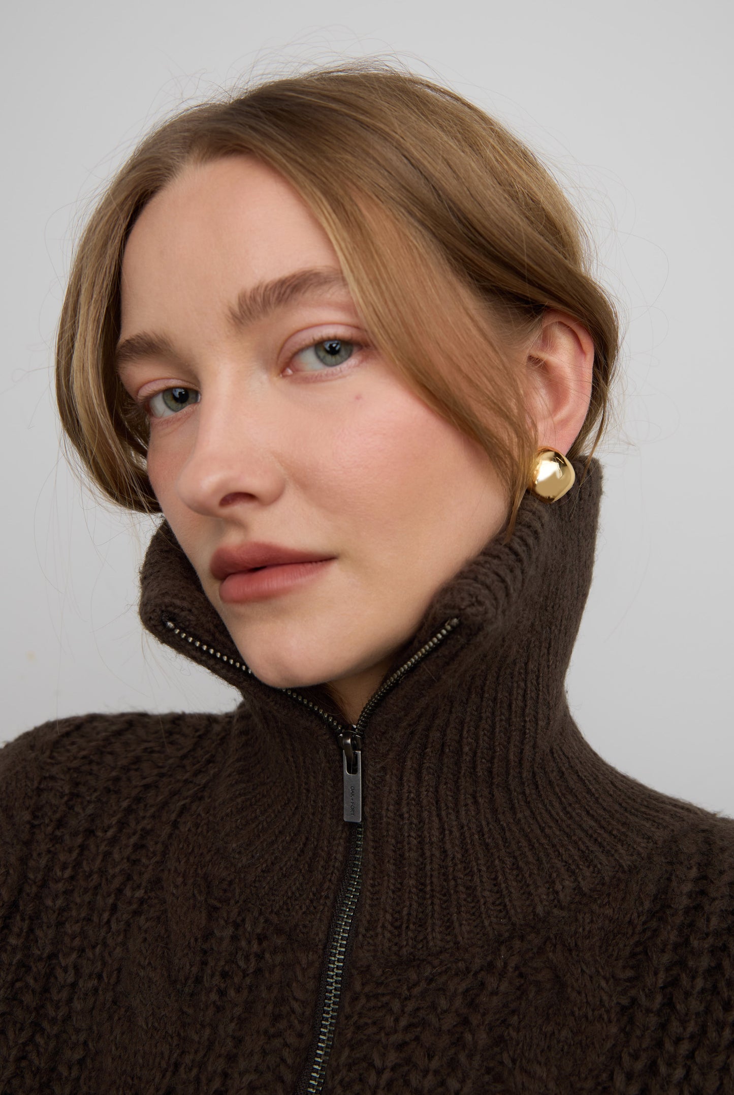 SQUARE CHUBBY STUDS