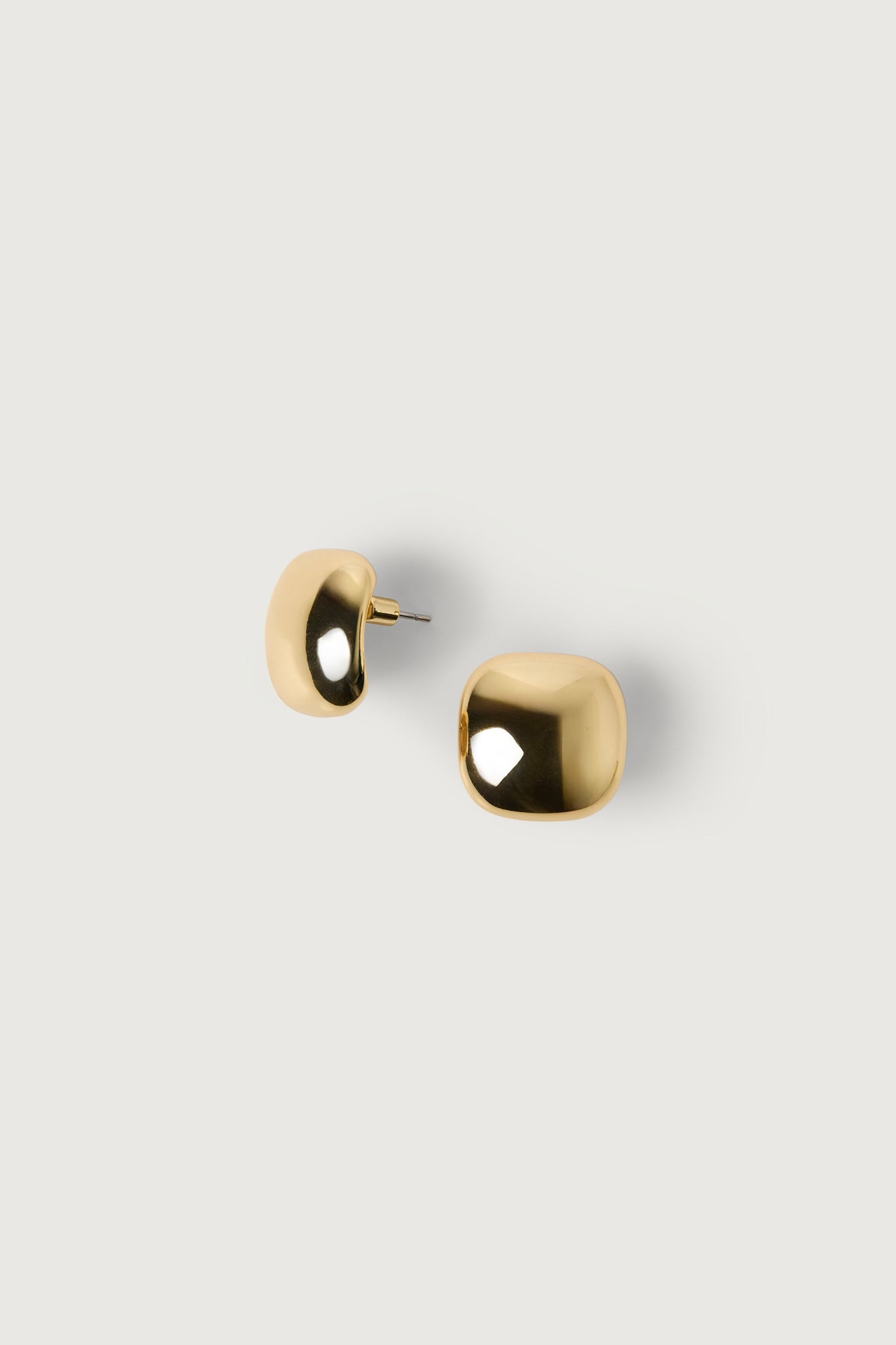SQUARE CHUBBY STUDS