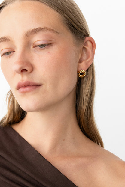 KNOTTED STUD EARRINGS