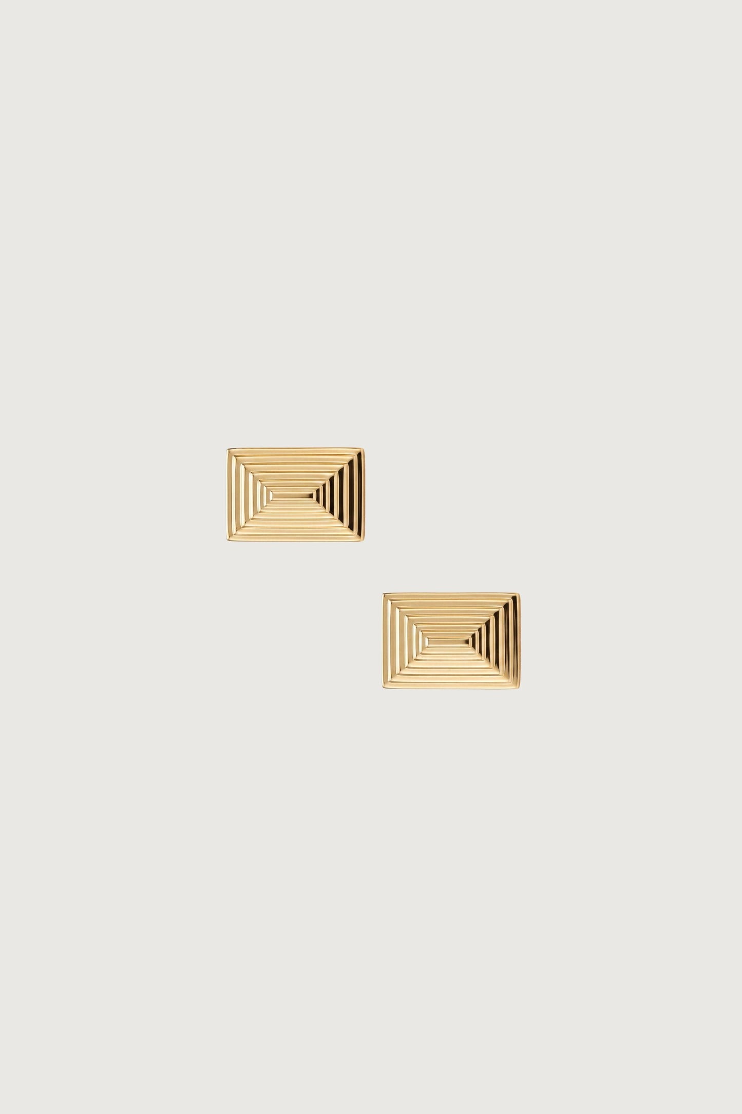 RIDGED STUD EARRINGS
