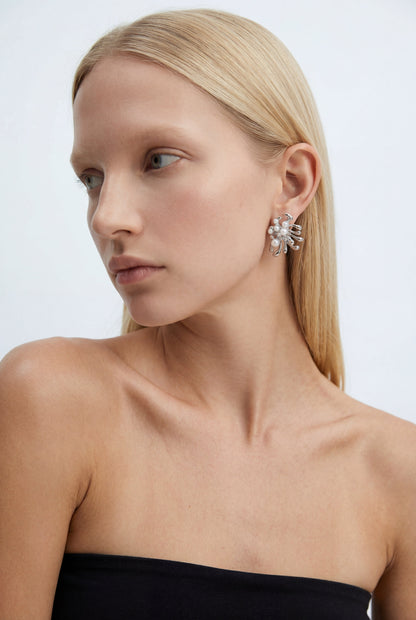 ORGANIC EARRINGS WITH PEARL DETAIL