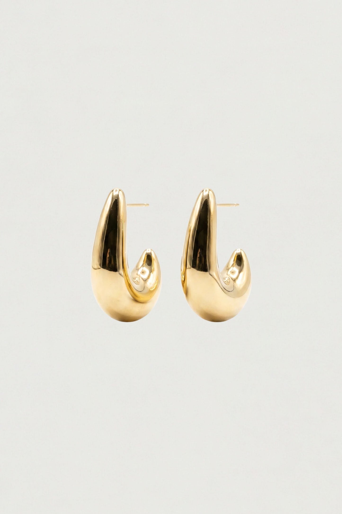 CURVED HOOP EARRINGS
