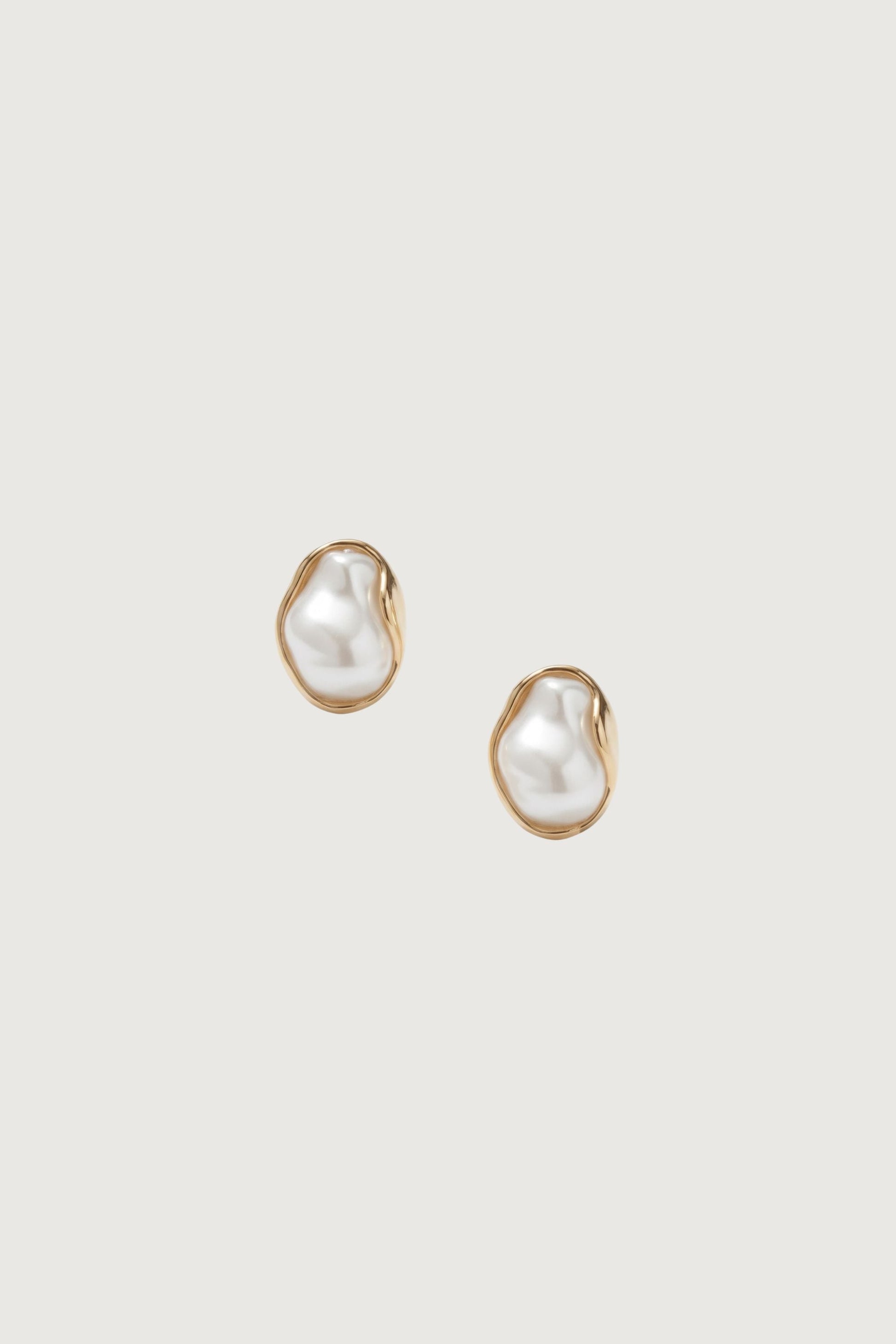 ORGANIC METALLIC PEARL EARRINGS