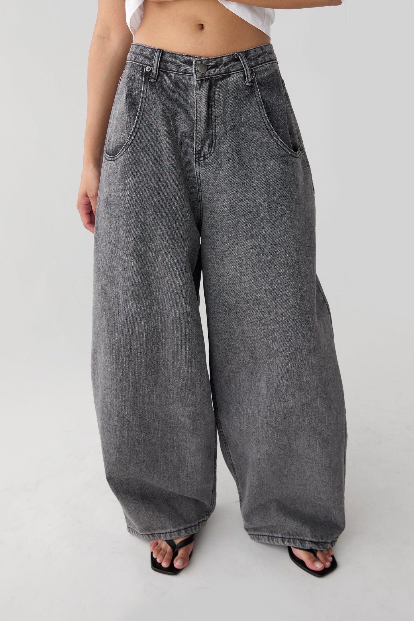 MEGA CURVE LEG DENIM JEAN
