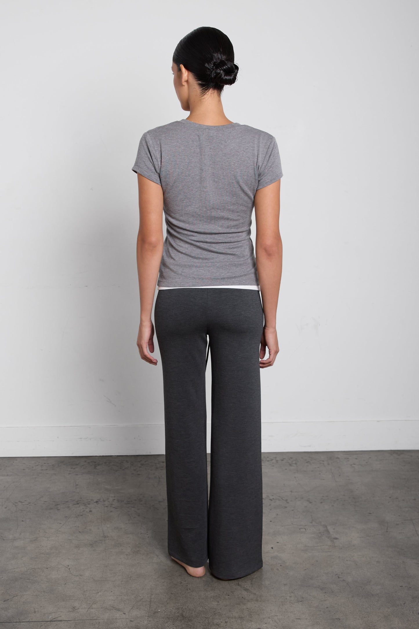 SLIM FIT HENLEY NECK T-SHIRT