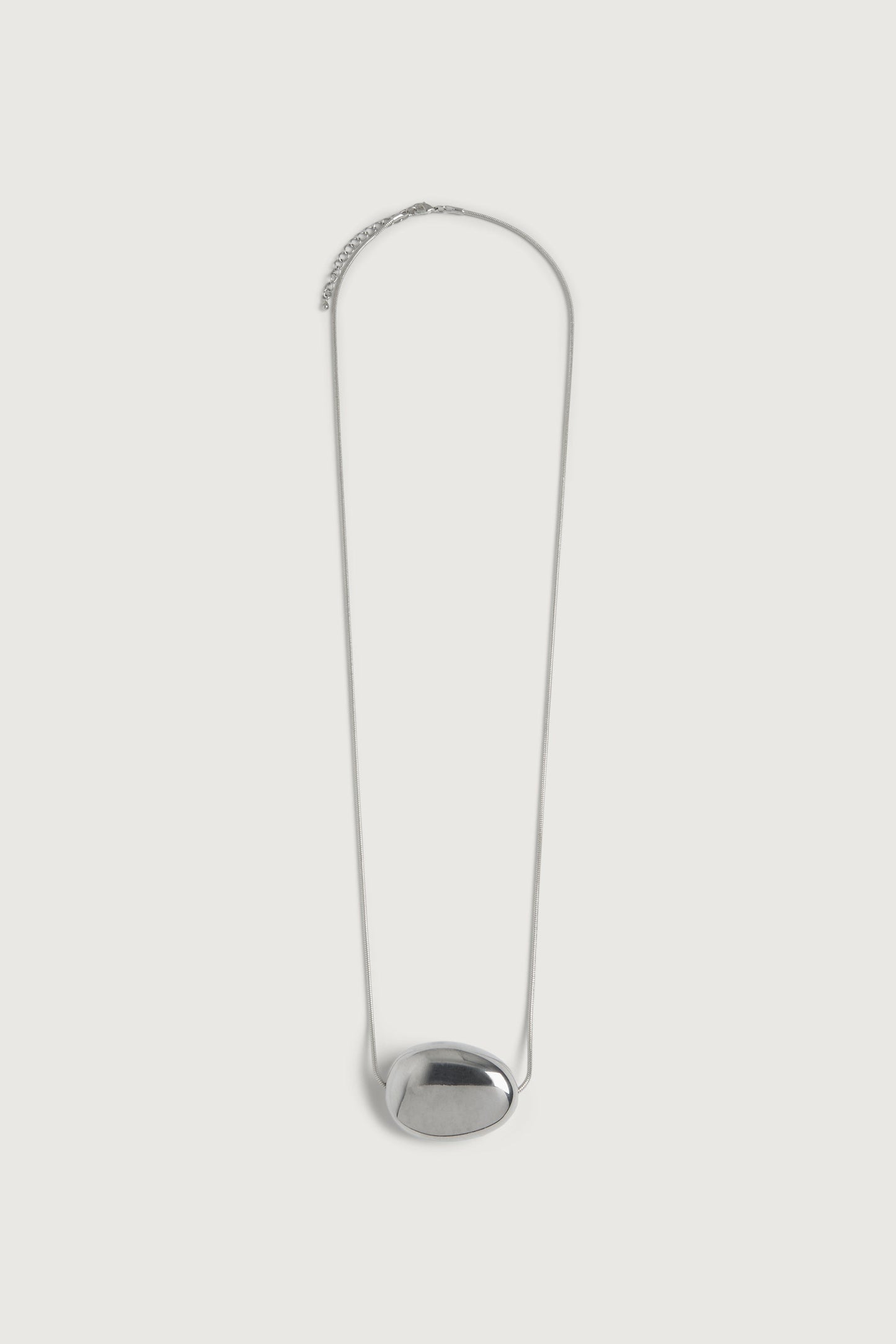 PEBBLE PENDANT NECKLACE