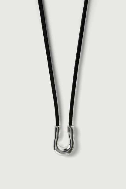 U PENDANT CORD NECKLACE