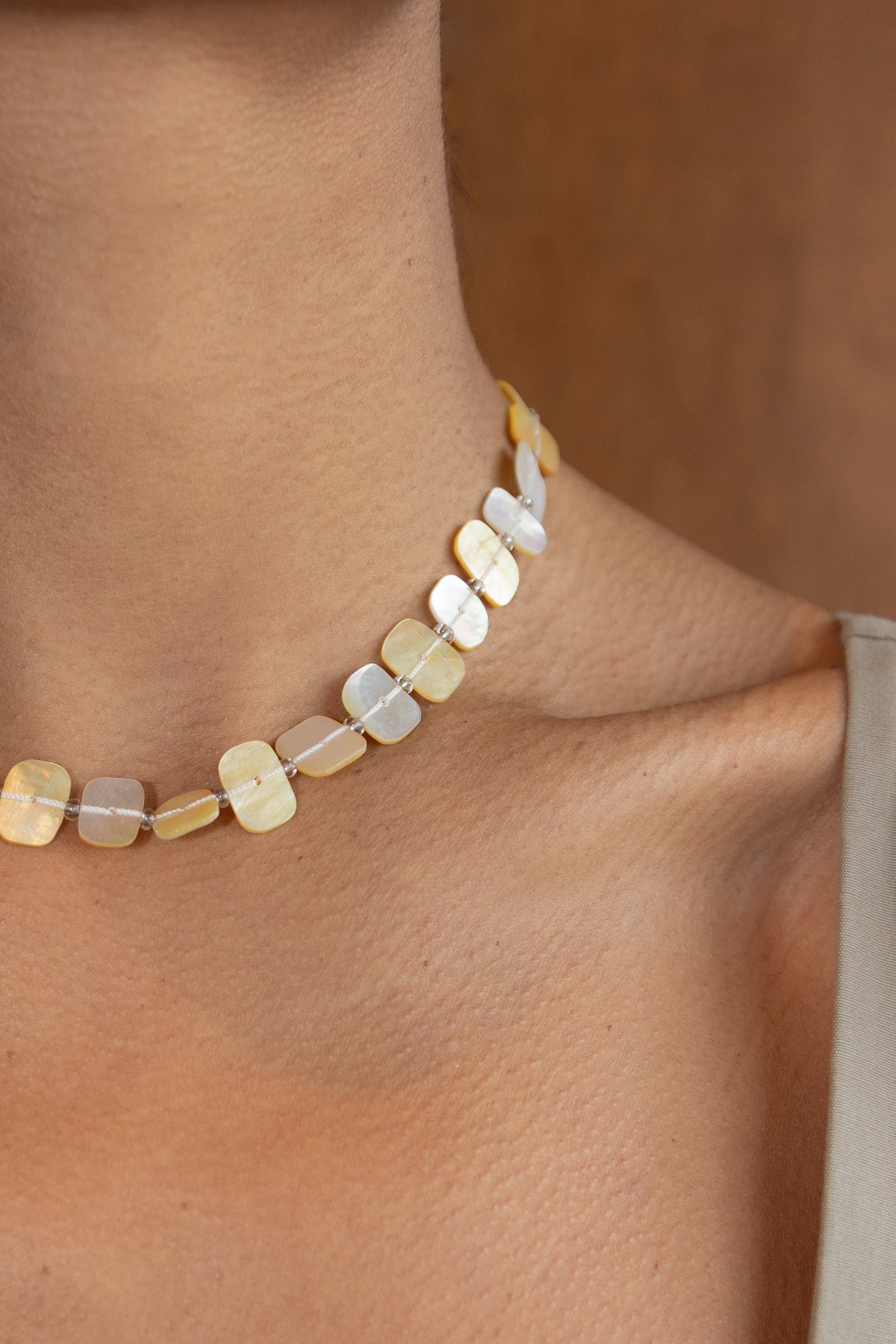 PEARLSTONE NECKLACE