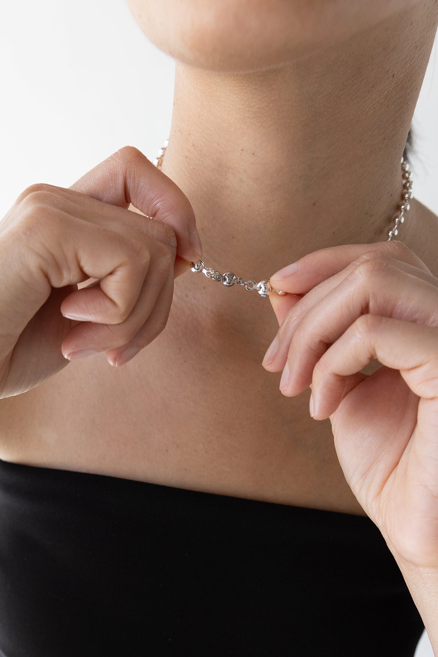HEART STUD CHAIN LINK NECKLACE