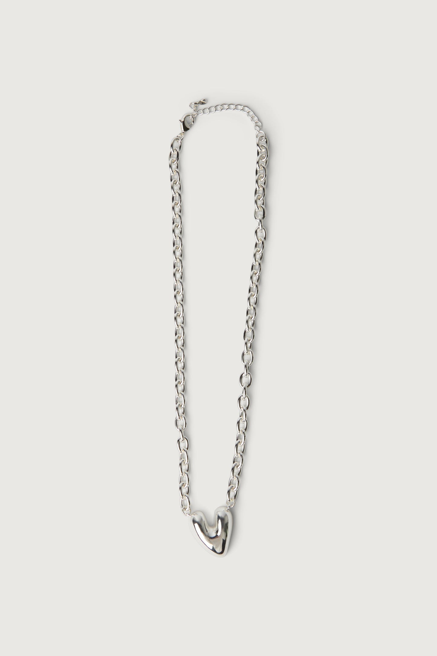 HEART STUD CHAIN LINK NECKLACE