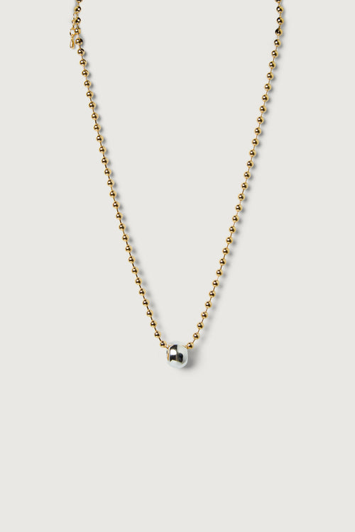 BEADED CHAIN NECKLACE WITH GOLD PENDANT