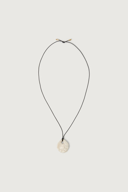 TEXTURED STONE PENDANT NECKLACE