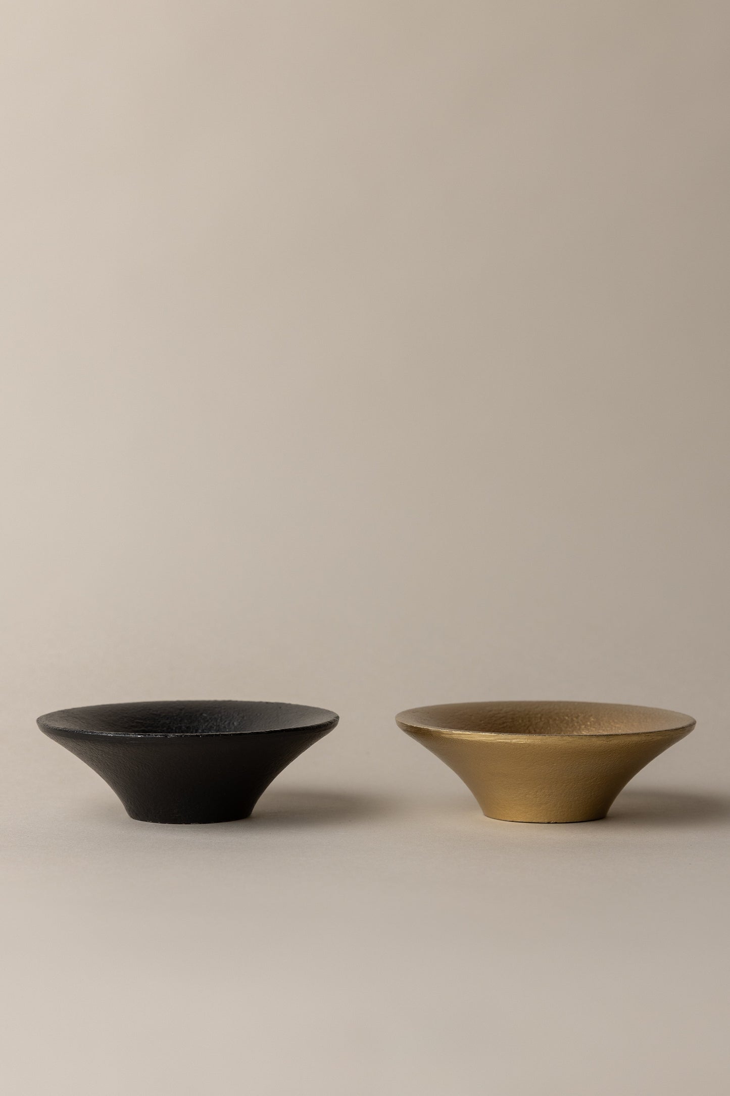 KORO INCENSE HOLDER