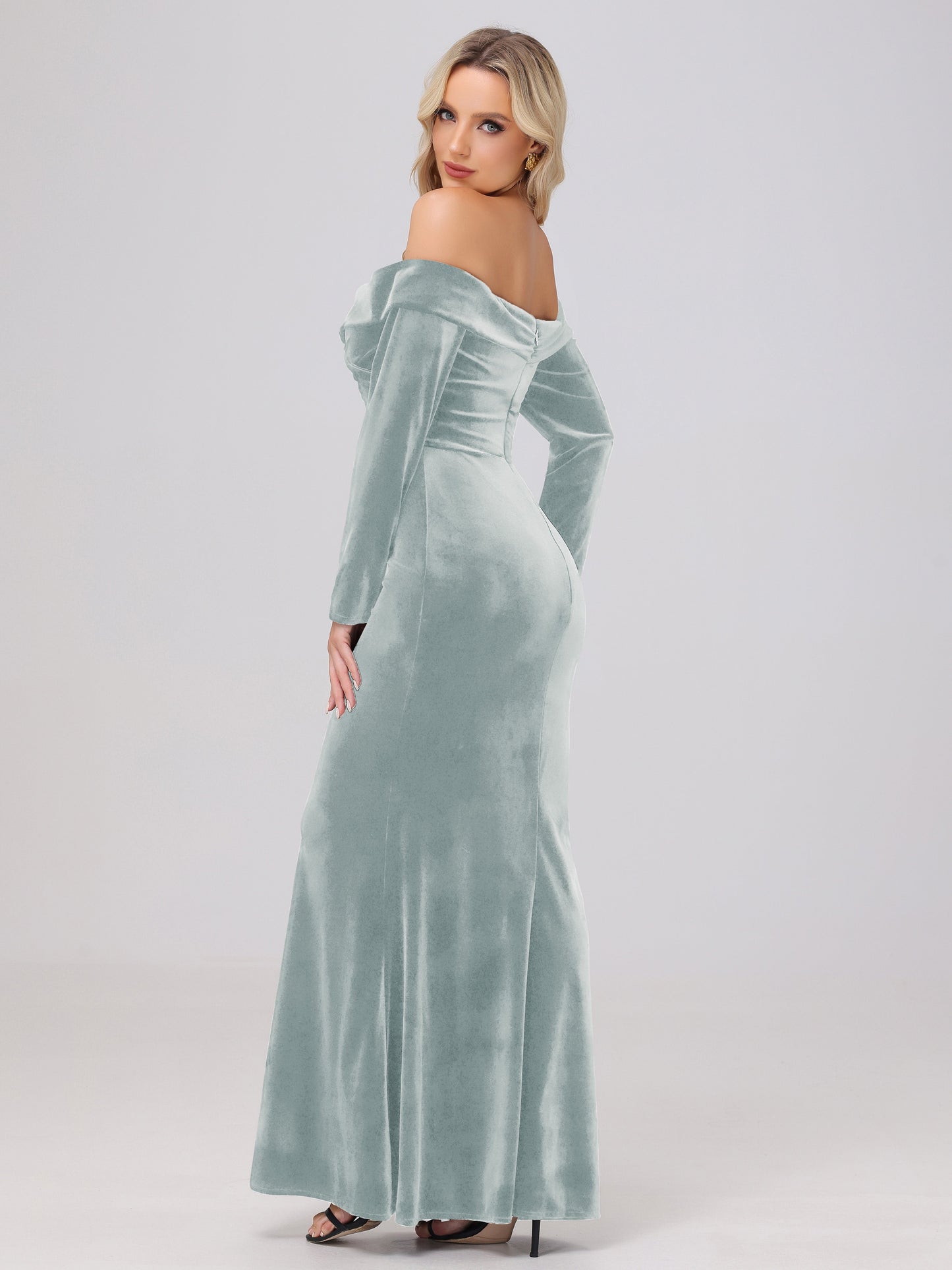 Off the Shoulder Sheath Long Sleeves Velvet Bridesmaid Dresses