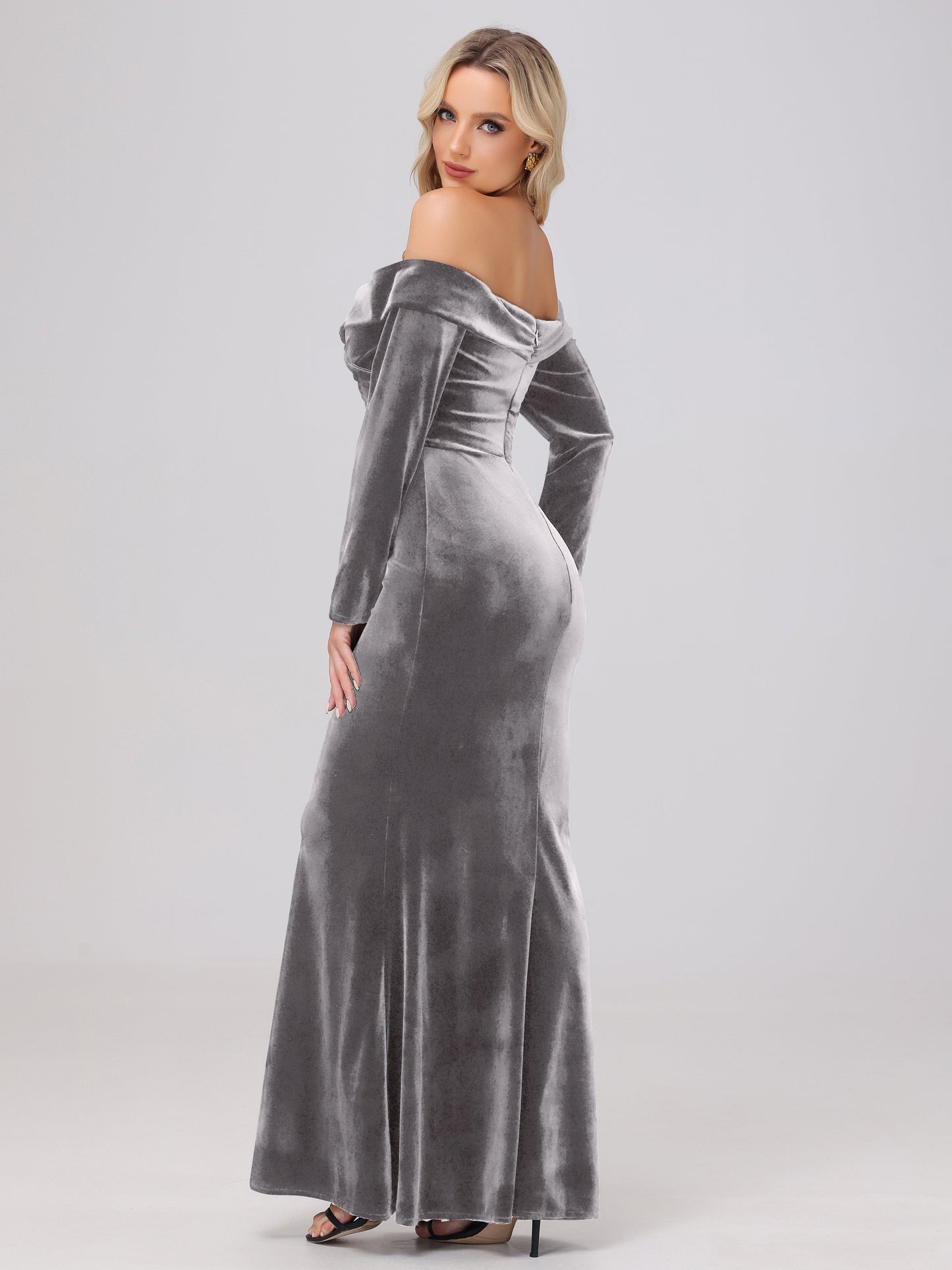 Off the Shoulder Sheath Long Sleeves Velvet Bridesmaid Dresses