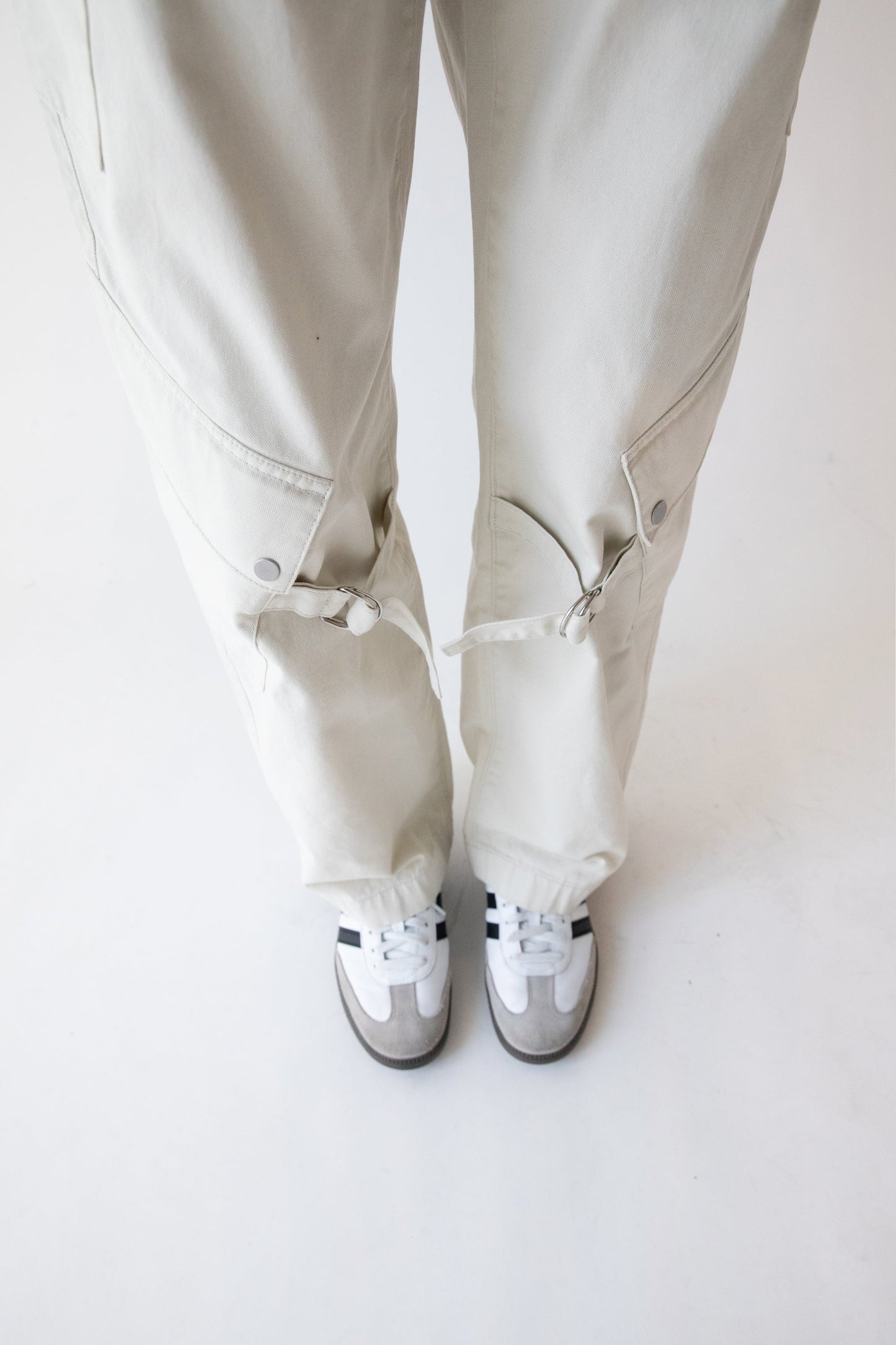 CARGO PANT WITH POCKET DETAILS