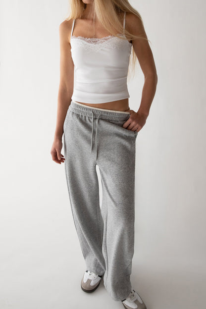 HIGH-RISE STRAIGHT LEG SWEATPANT