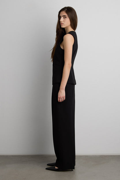 CREPE WIDE LEG TAILORED TROUSER