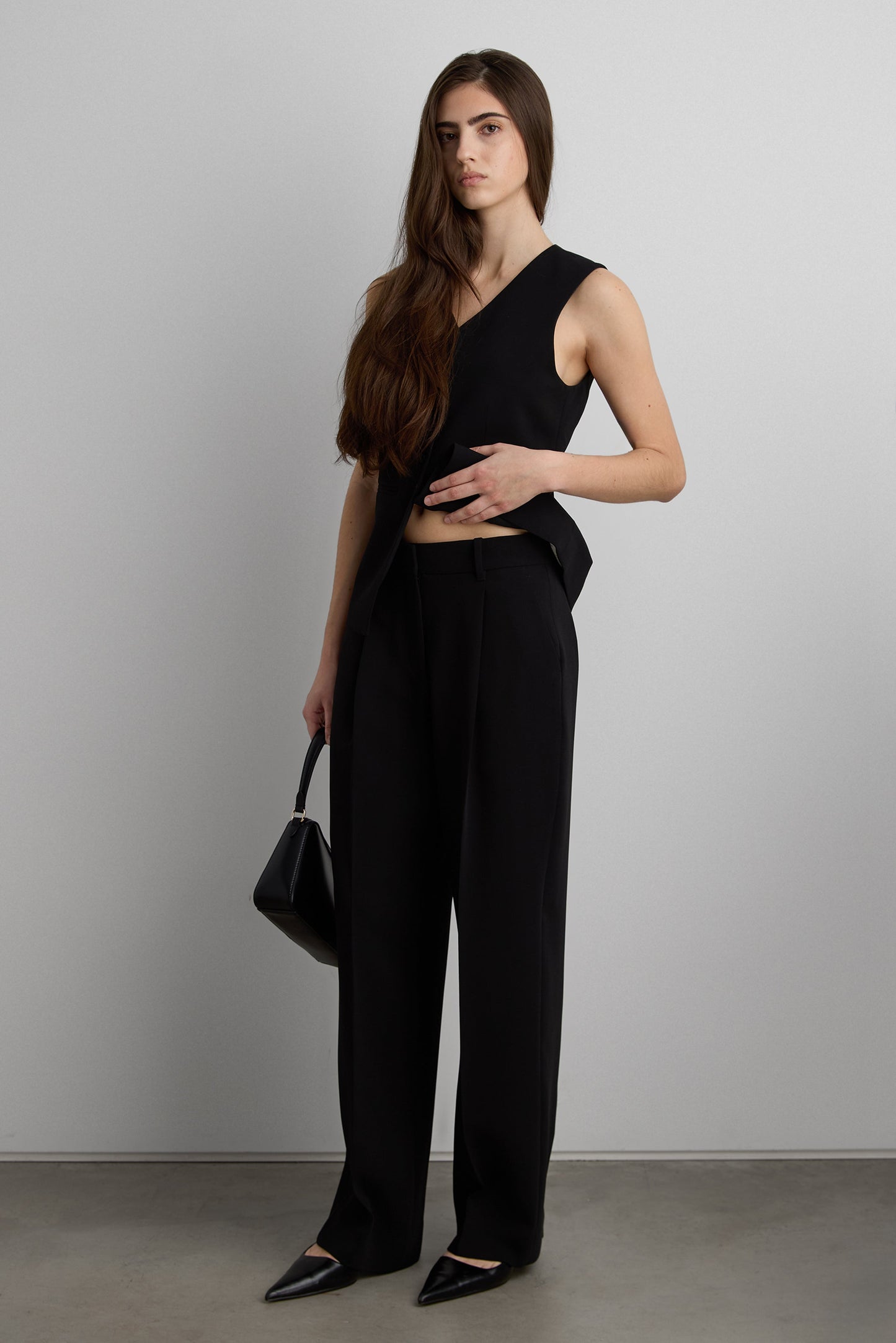 CREPE WIDE LEG TAILORED TROUSER