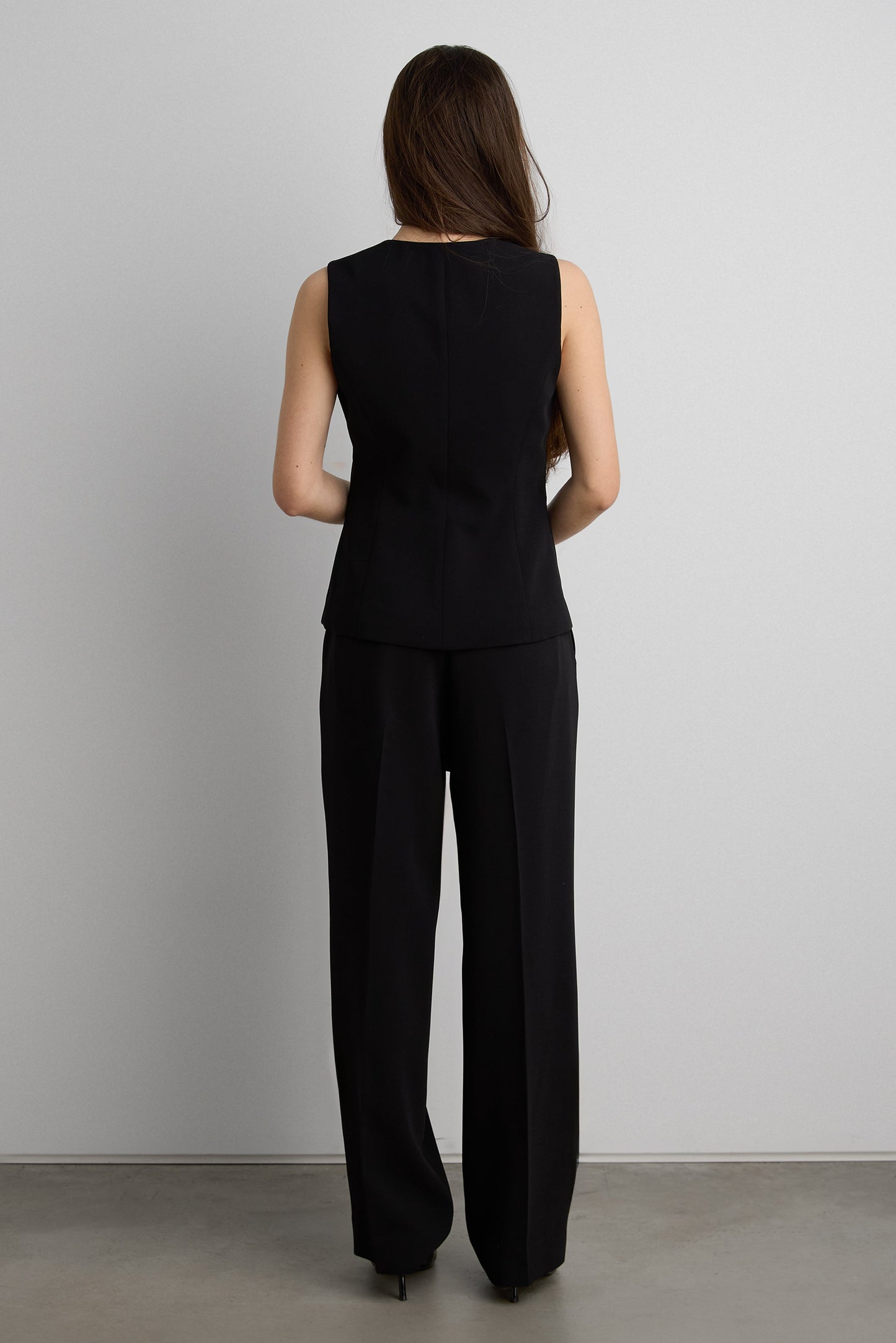CREPE WIDE LEG TAILORED TROUSER