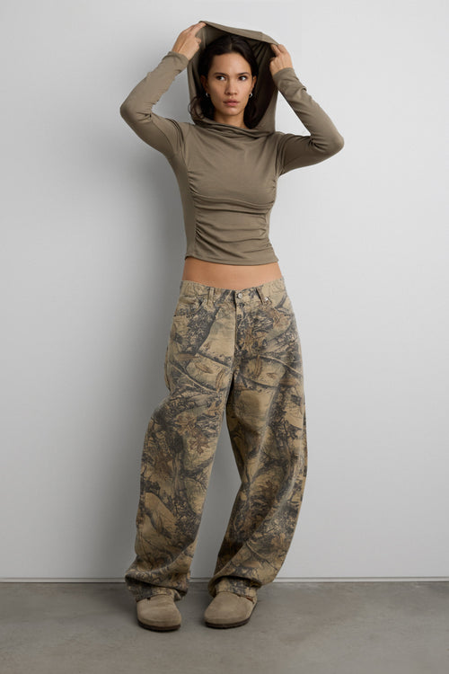 CAMO PRINT BARREL LEG PANT