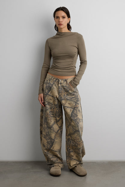 CAMO PRINT BARREL LEG PANT