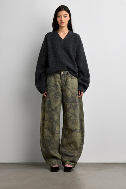 CAMO PRINT BARREL LEG PANT