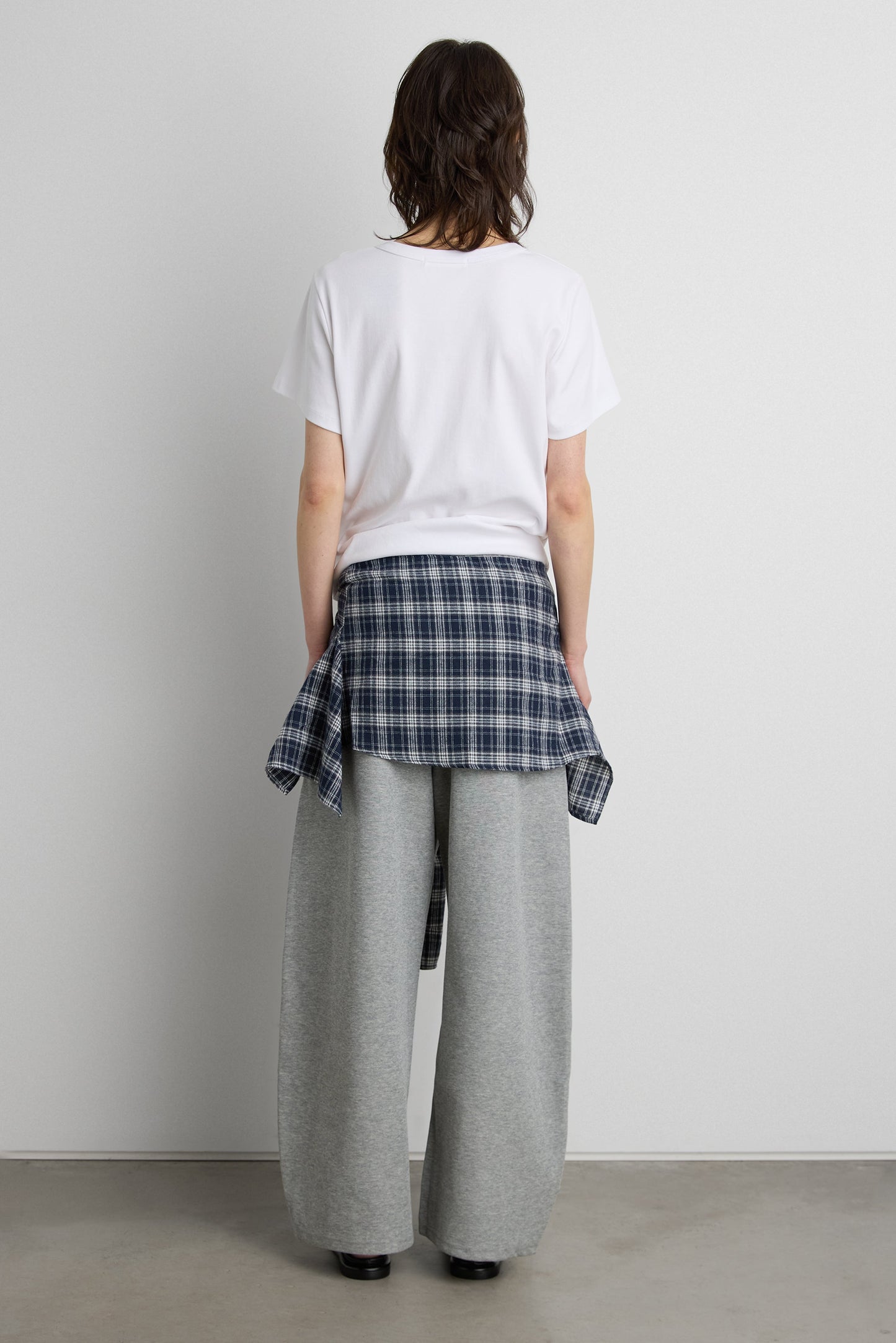 OVERSIZED SWEATPANT WITH LAYERED SHIRT SET
