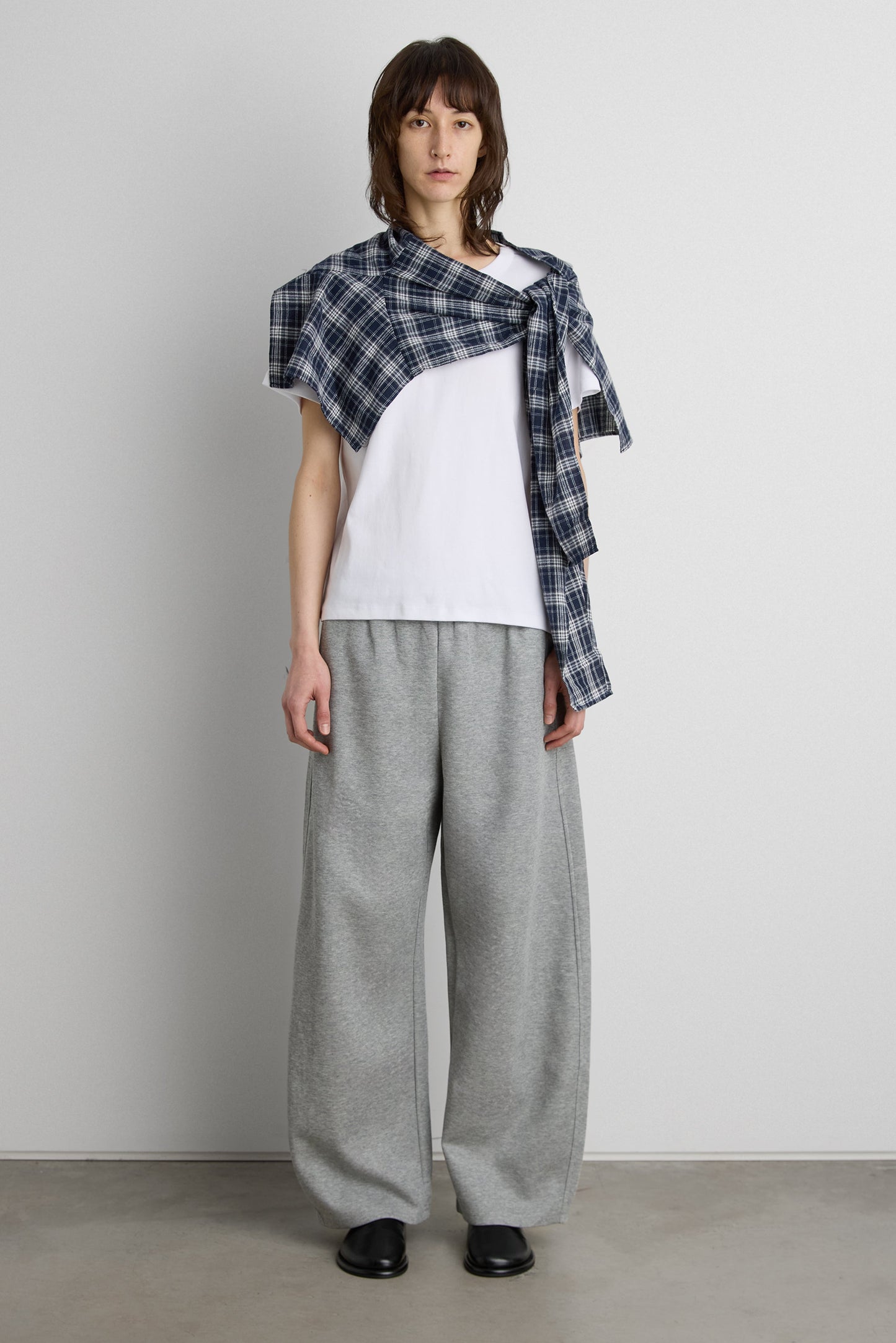 OVERSIZED SWEATPANT WITH LAYERED SHIRT SET