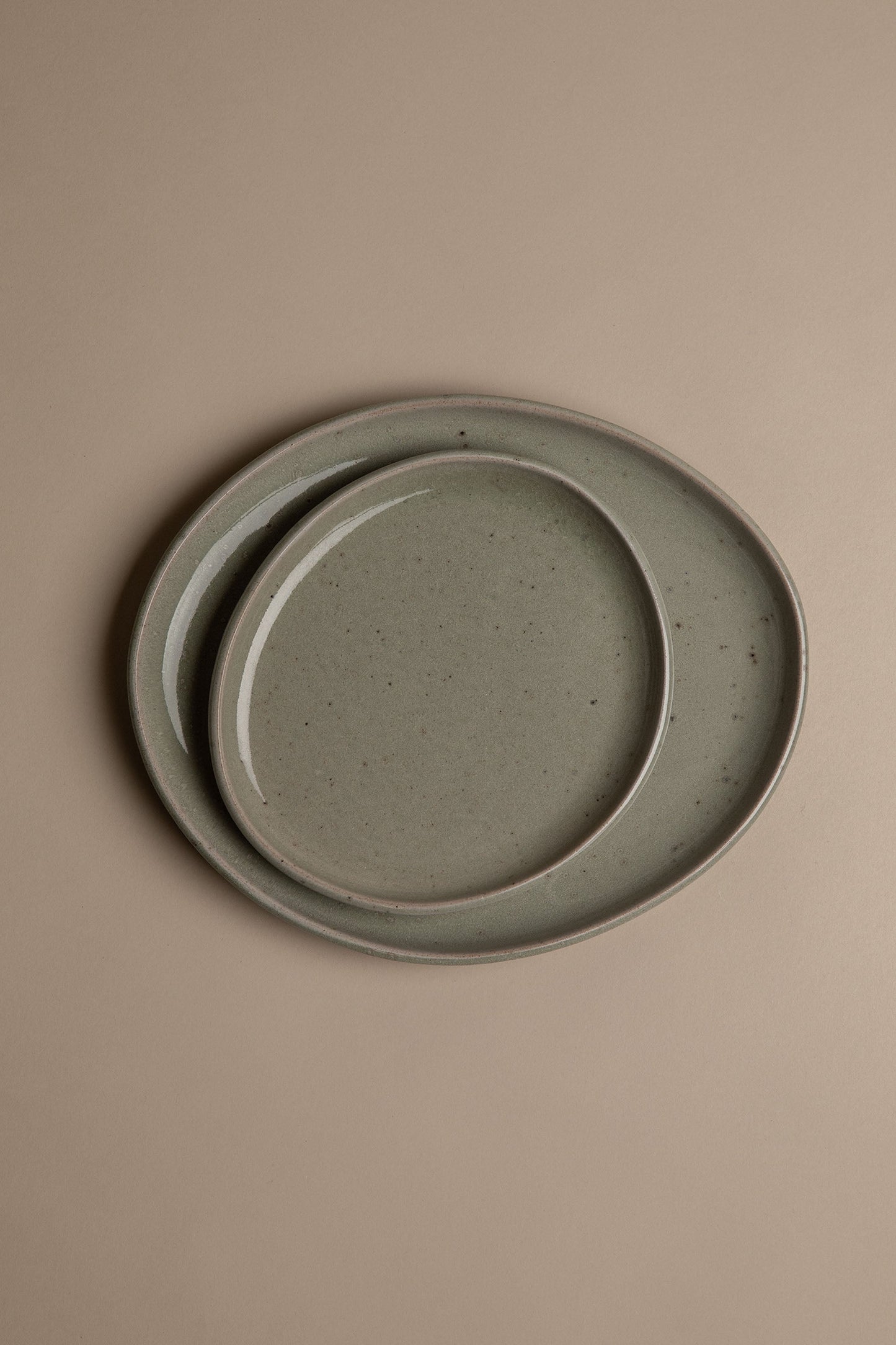 ASHEN DINNER PLATE