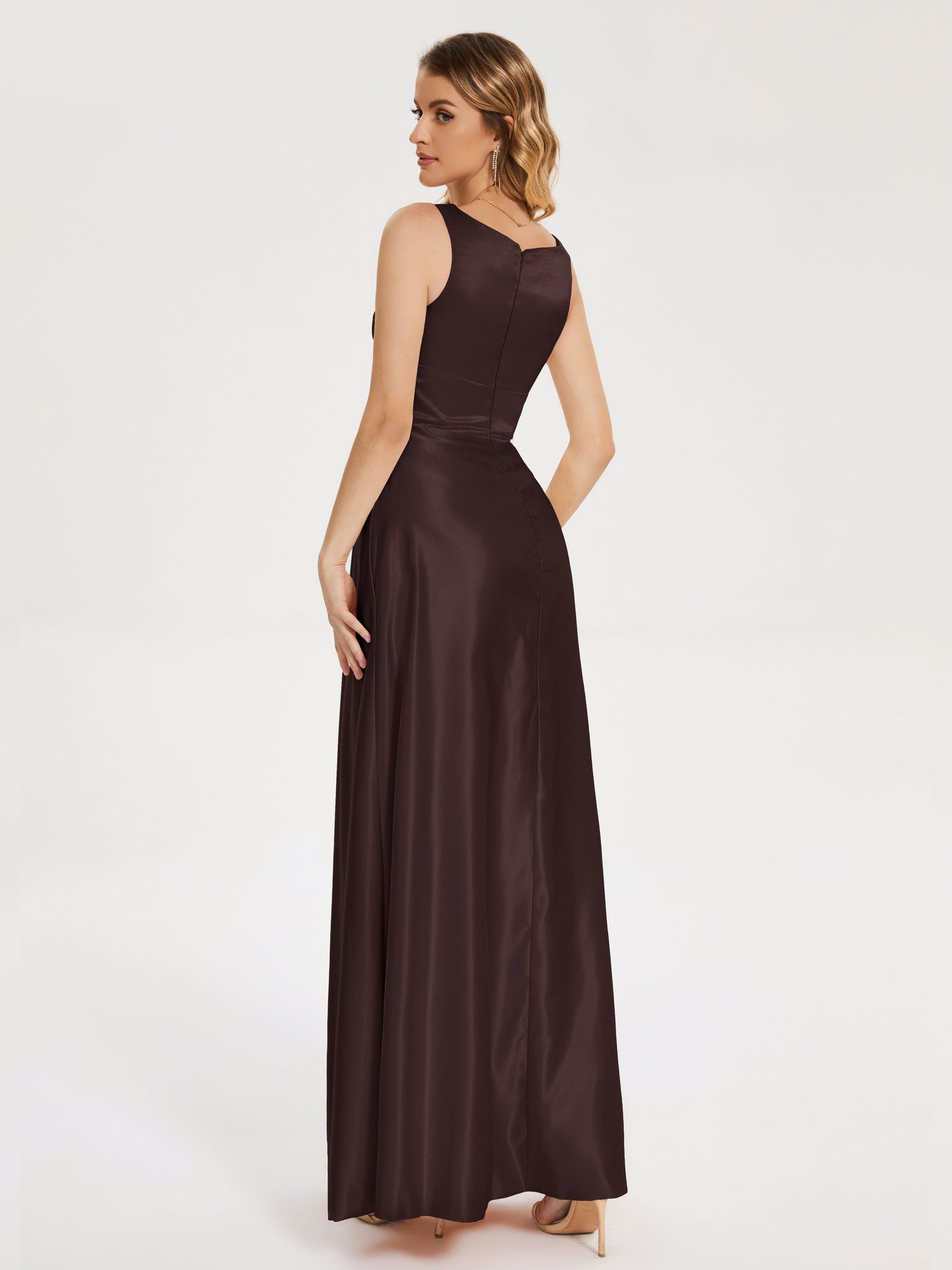 Lilliana Round Neck Long Satin Bridesmaid Dress
