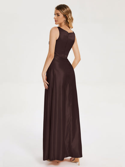 Lilliana Round Neck Long Satin Bridesmaid Dress