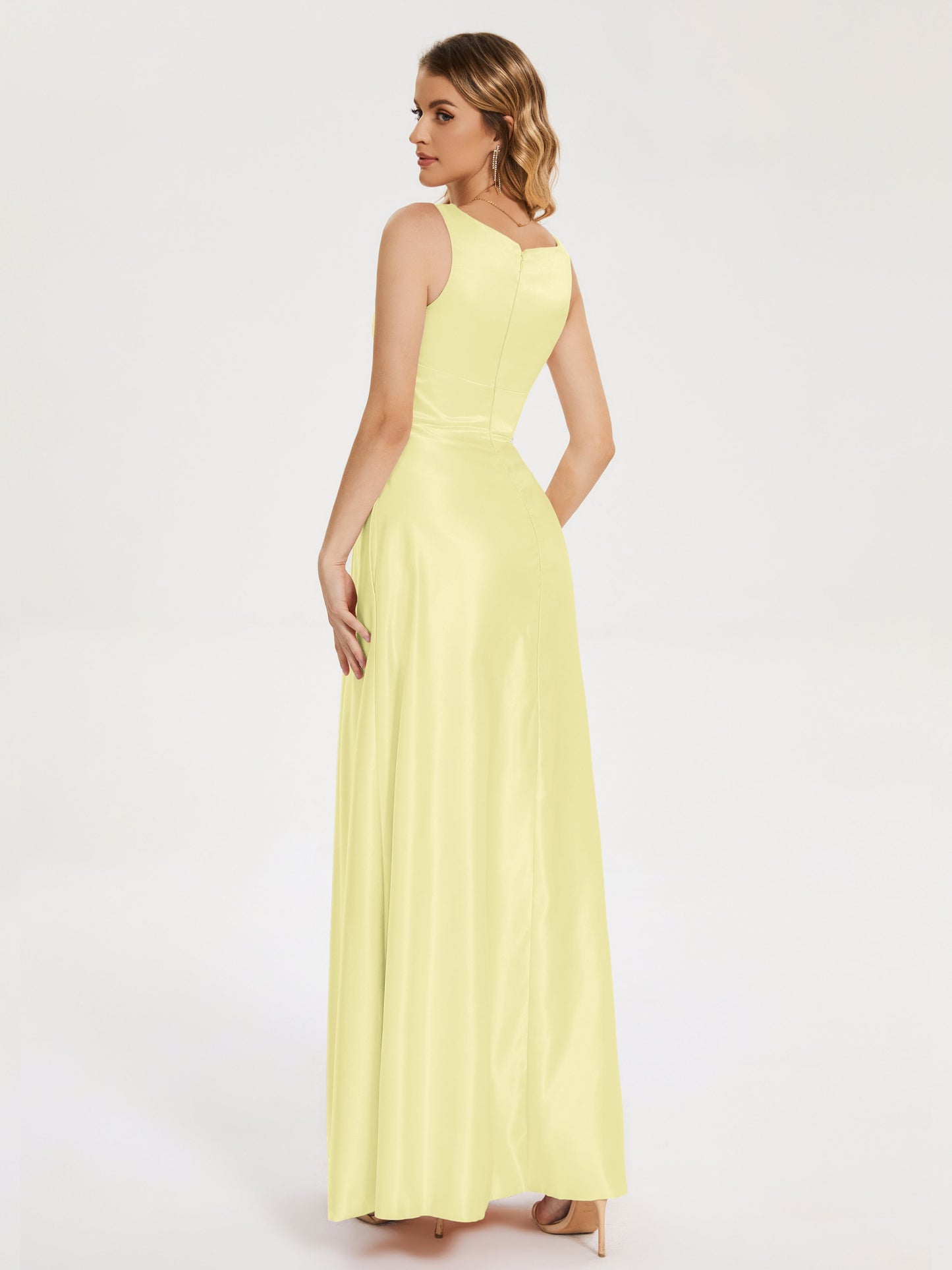 Lilliana Round Neck Long Satin Bridesmaid Dress