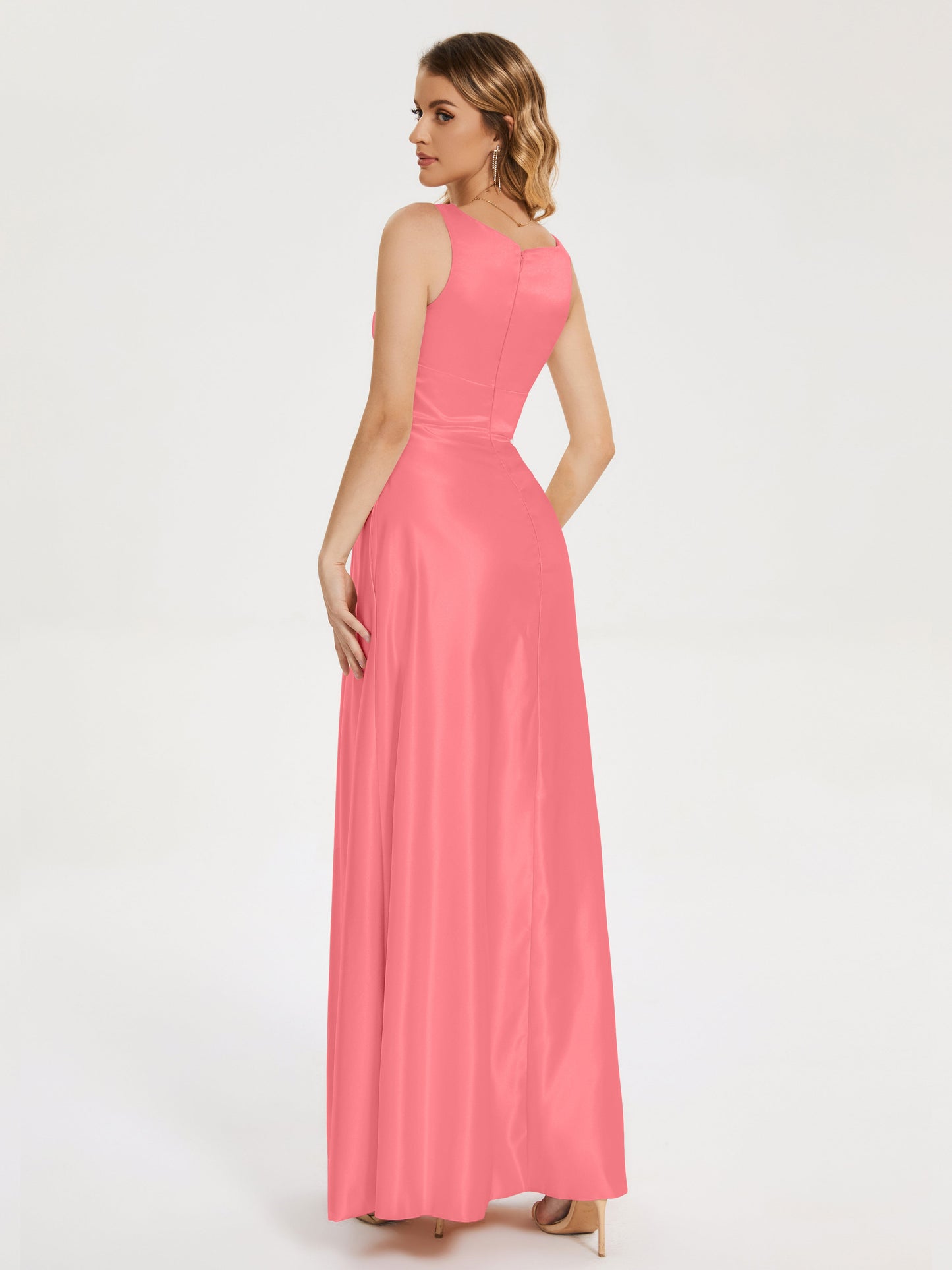 Lilliana Round Neck Long Satin Bridesmaid Dress