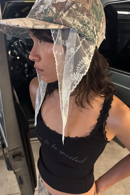 FLORAL LACE SCARF