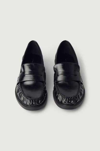 CLASSIC LOAFER
