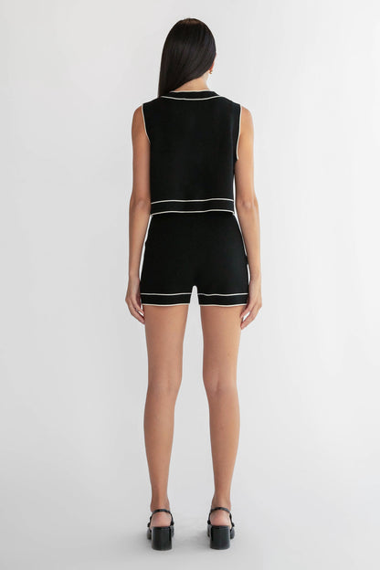 CONTRAST TRIM KNIT SHORT