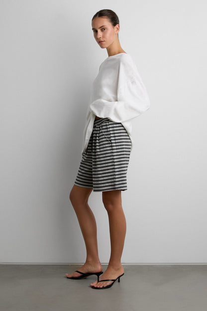 STRIPED SHORT