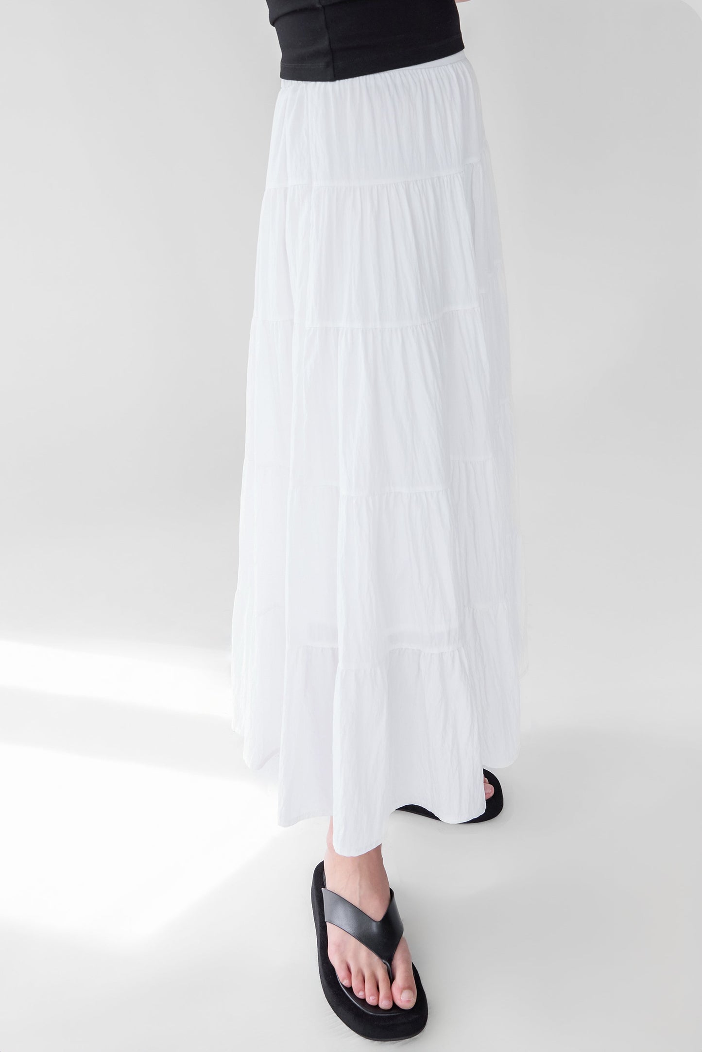 TIERED SKIRT WITH ELASTIC WAISTBAND