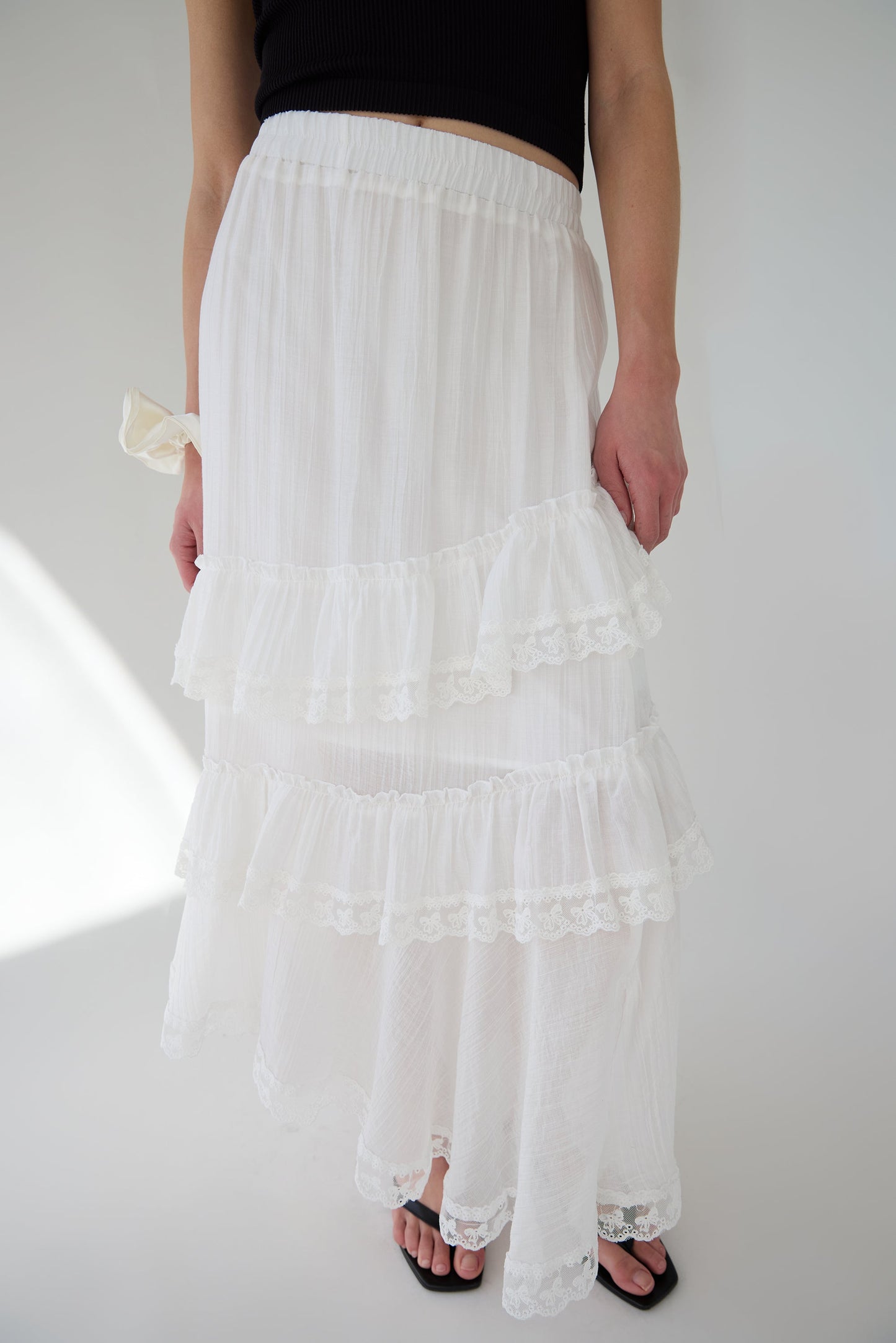 LACE TIERED MAXI SKIRT