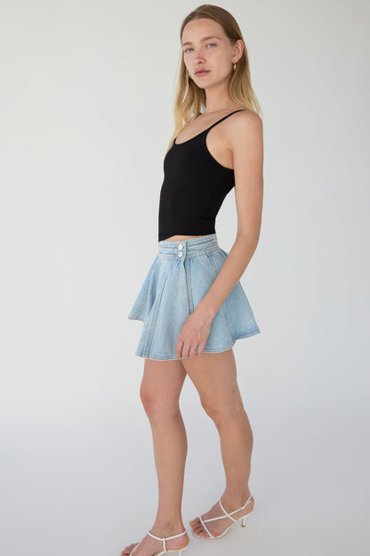 PLEATED DENIM MINI SKORT