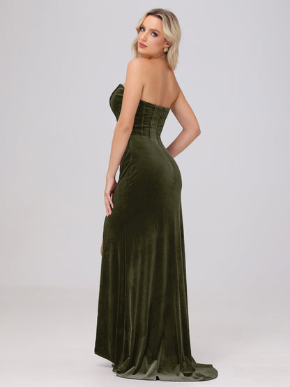 Strapless Sheath Ruched Velvet Bridesmaid Dresses with Slit