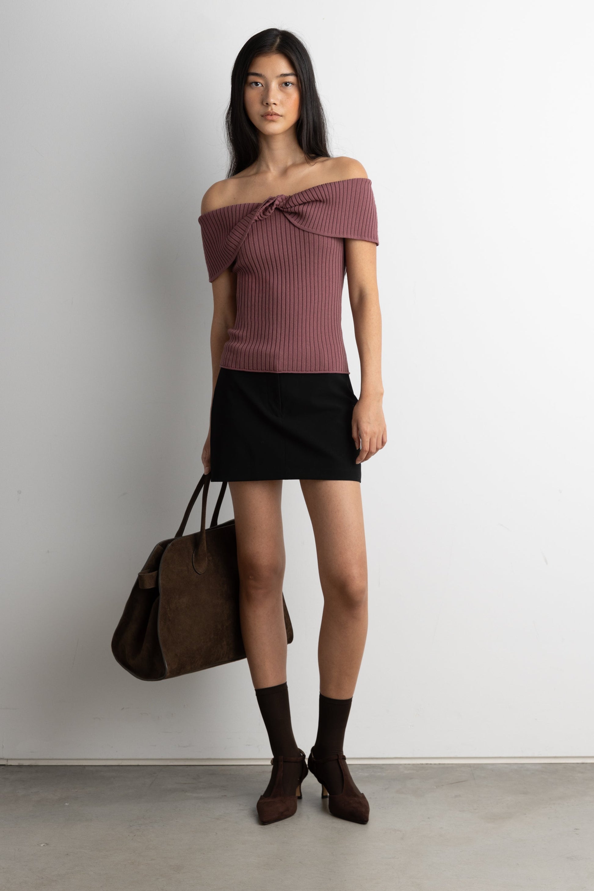 RIBBED TWIST OFF THE SHOULDER TOP