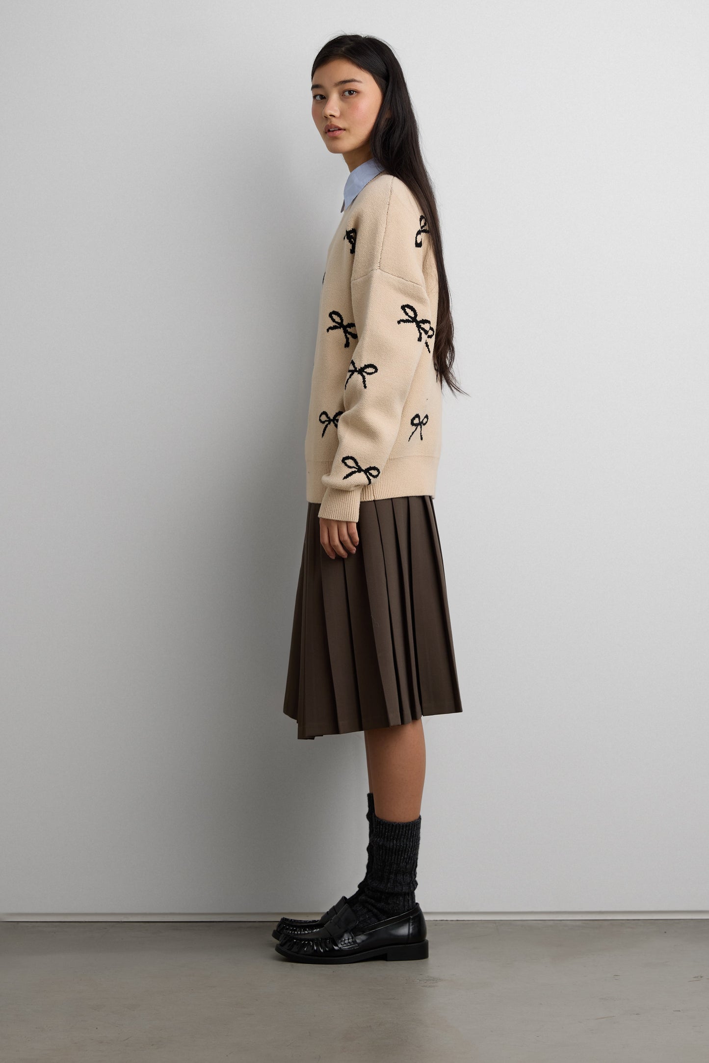 BOW JACQUARD KNIT SWEATER
