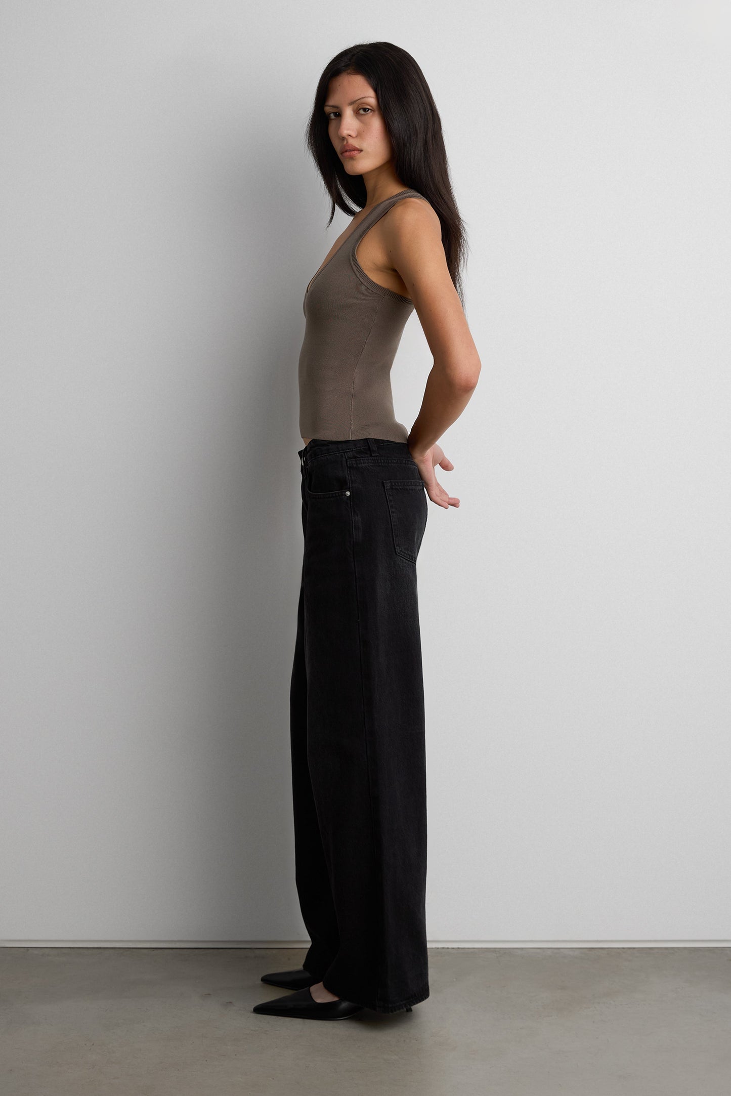 KNIT FORM RACERBACK TANK TOP