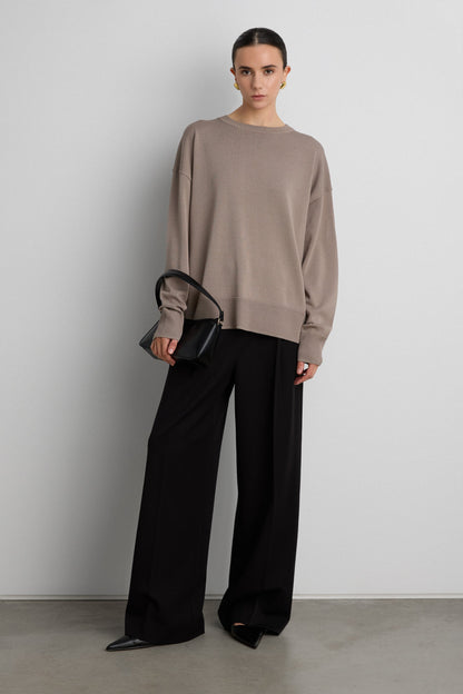 LIGHTWEIGHT CREWNECK SWEATER