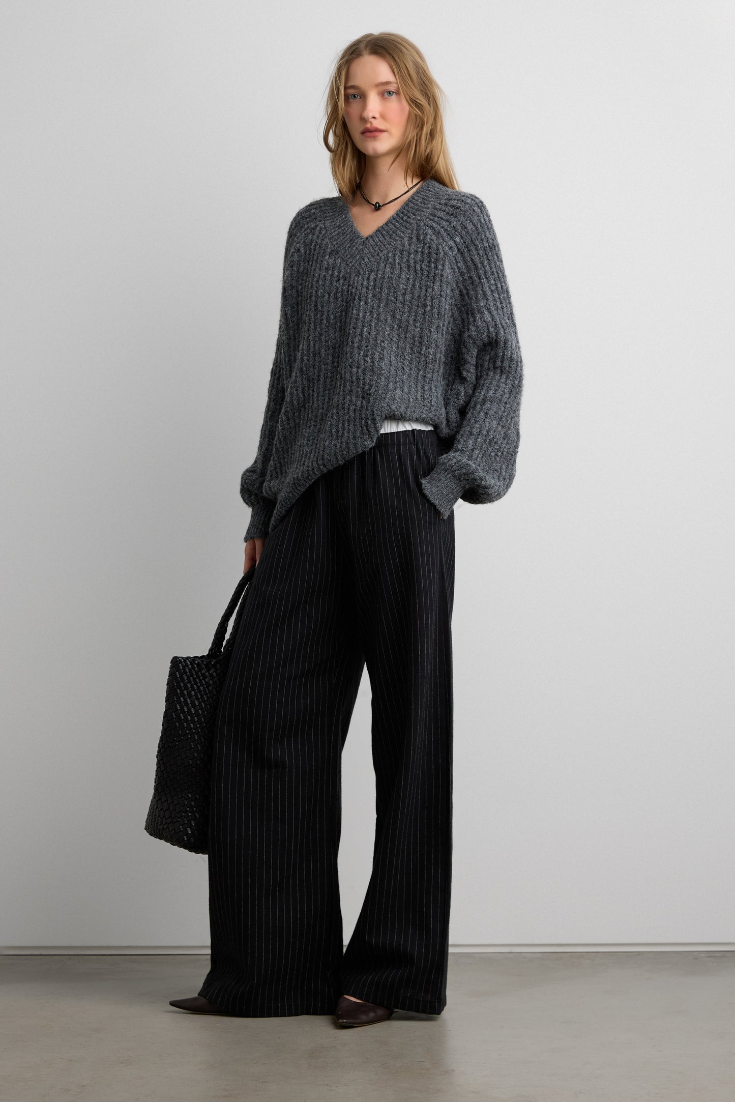 OVERSIZED RAGLAN RIBBED KNIT SWEATER