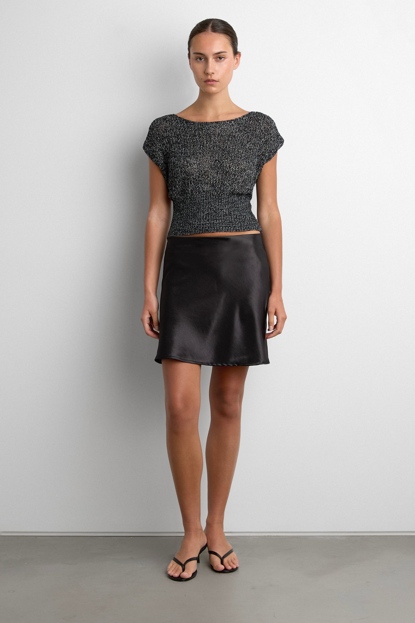 ASYMMETRICAL OFF-SHOULDER KNIT TOP